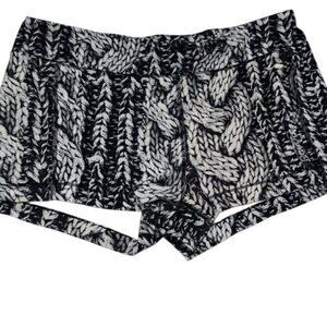 Reebok Womens Knit Pattern Black & White Shorts L